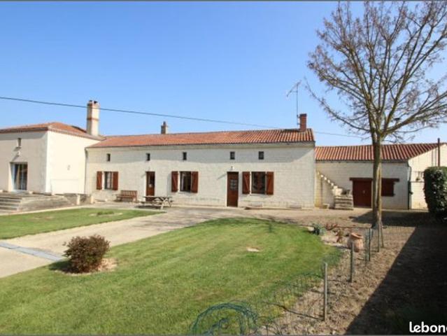 Maison 6 pièces 212 m²