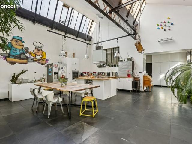 Maison 6 pièces 212 m²