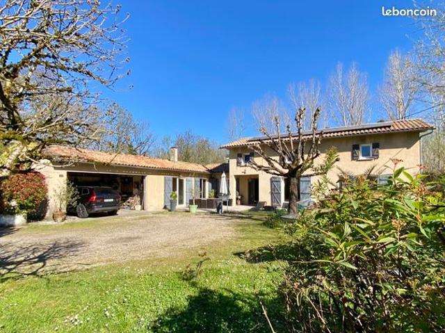 Maison 6 pièces 212 m²