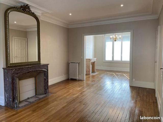 Maison 6 pièces 212 m²