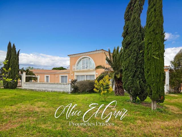 Maison 6 pièces 213 m²