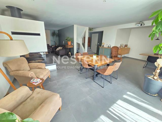 Maison 6 pièces 213 m²