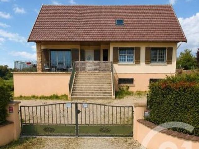 Maison 6 pièces 213 m²