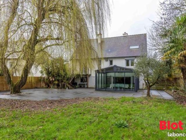 Maison 6 pièces 213 m²