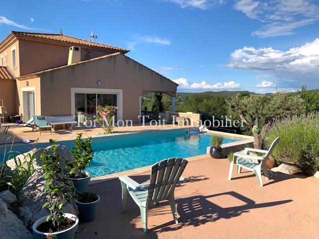 Maison 6 pièces 213 m²