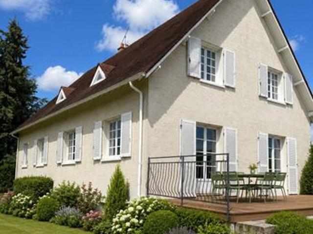 Maison 6 pièces 213 m²
