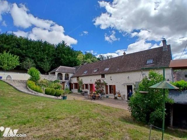 Maison 6 pièces 213 m²