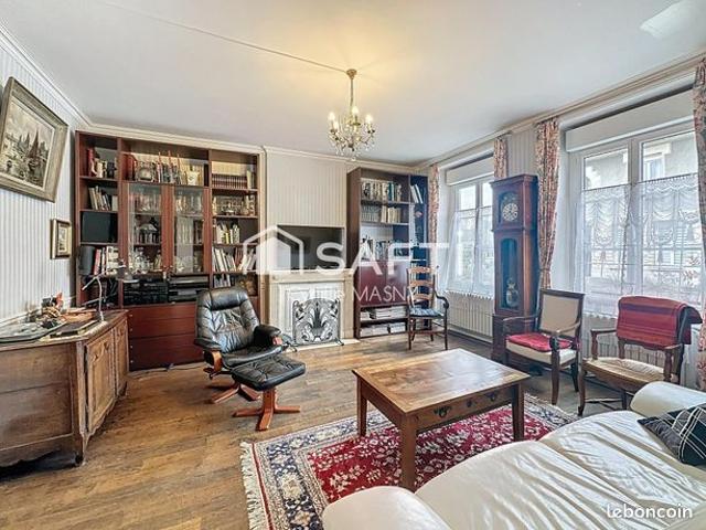 Maison 6 pièces 213 m²