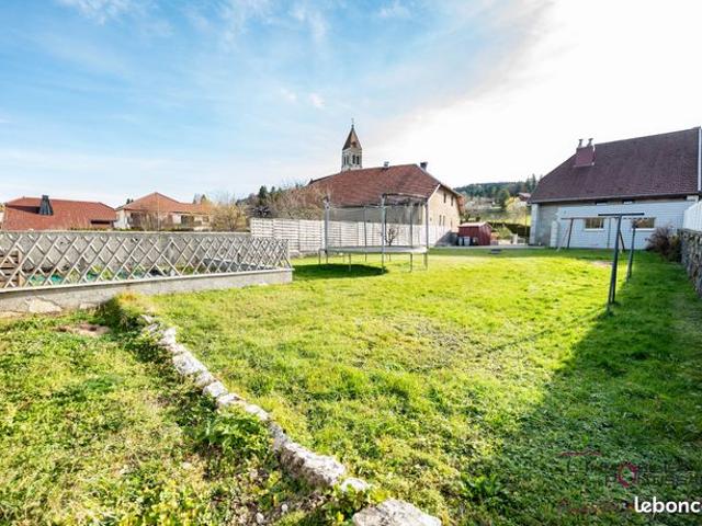 Maison 6 pièces 213 m²