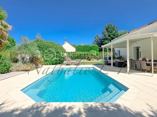 Maison 6 pièces 224 m²