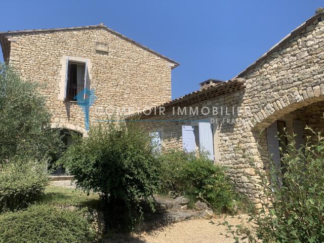Maison 6 pièces 224 m²
