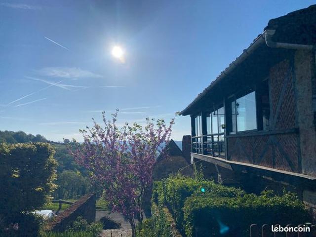 Maison 6 pièces 224 m²
