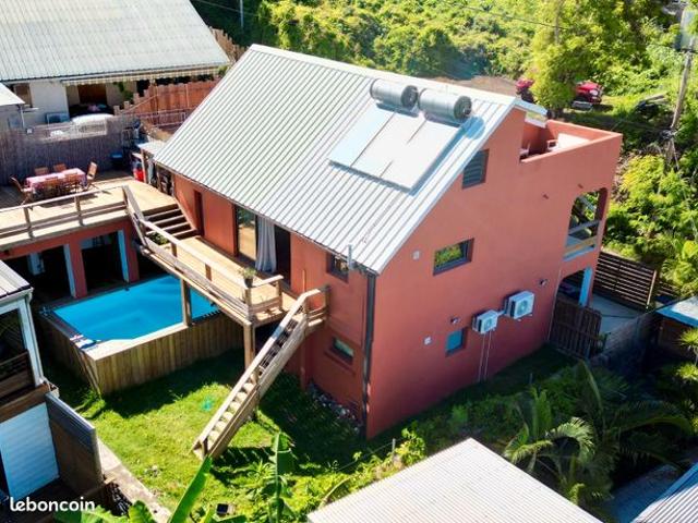 Maison 6 pièces 224 m²