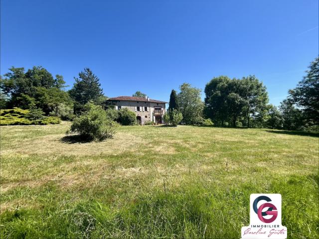 Maison 6 pièces 229 m²