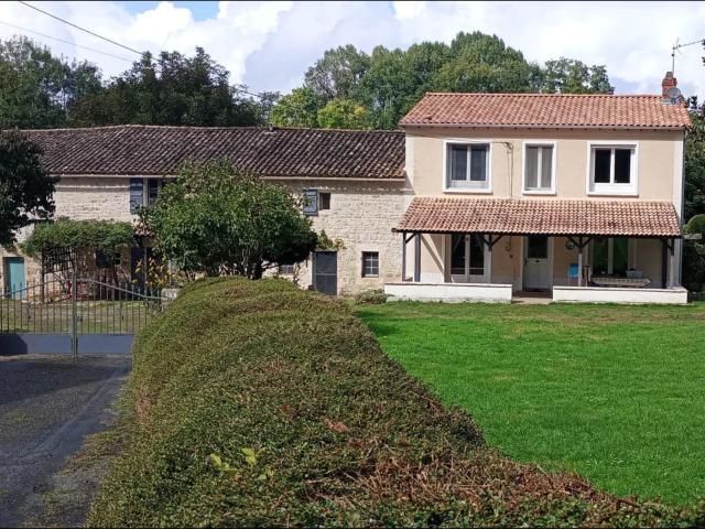 Maison 6 pièces 225 m²