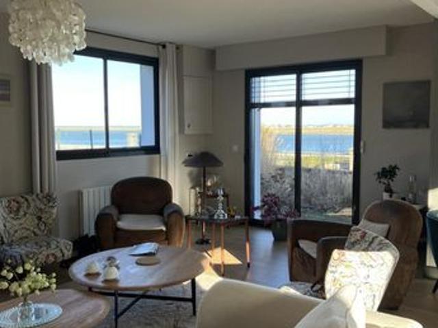 Maison 6 pièces 225 m²