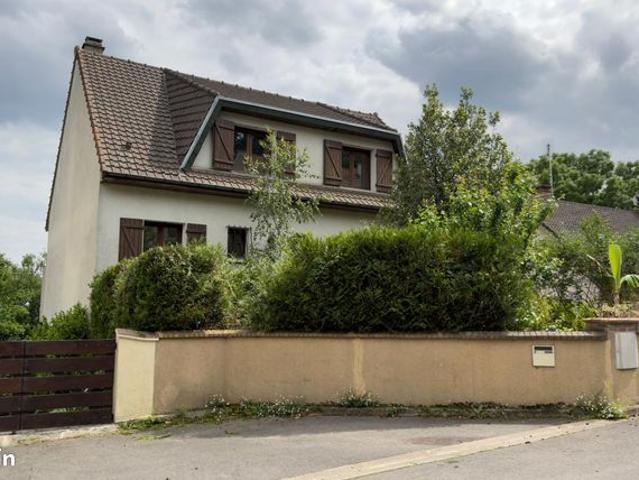 Maison 6 pièces 225 m²