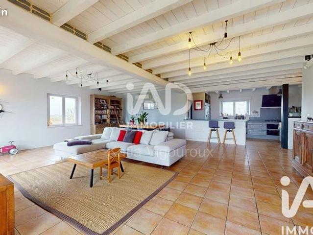 Maison familiale 6 pièces 225 m²