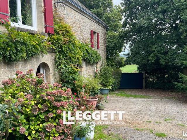 Maison 6 pièces 225 m²