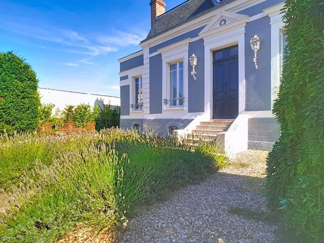 Maison 6 pièces 225 m²