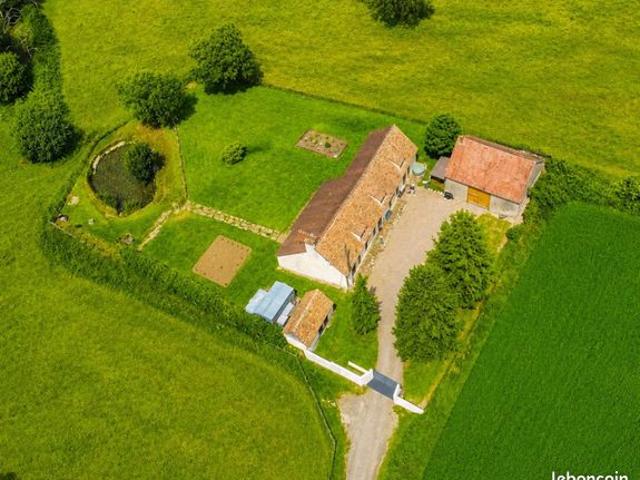 Maison 6 pièces 225 m²