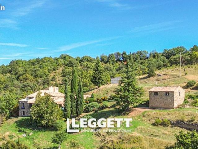 Maison 6 pièces 225 m²