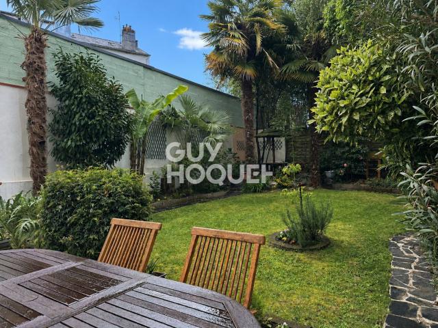 Maison 6 pièces 225 m²