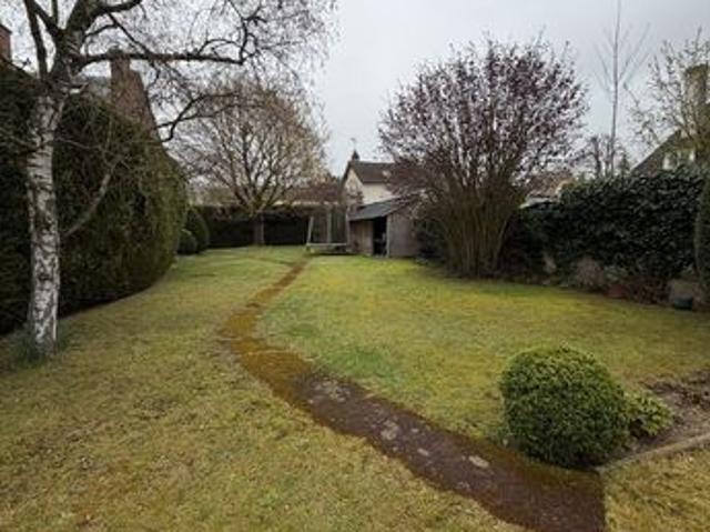 Maison 6 pièces 225 m²