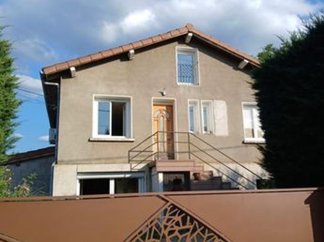 Maison 6 pièces 225 m²