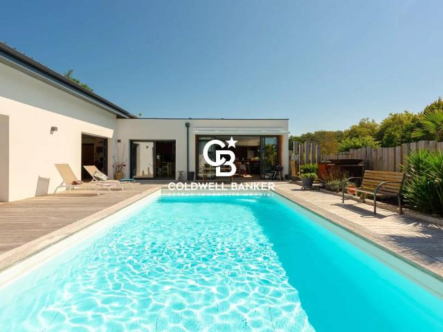 Maison 6 pièces 235 m²