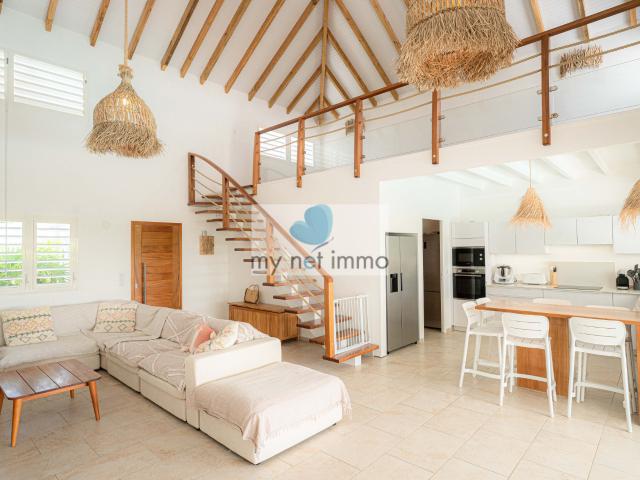 Maison 6 pièces 226 m²