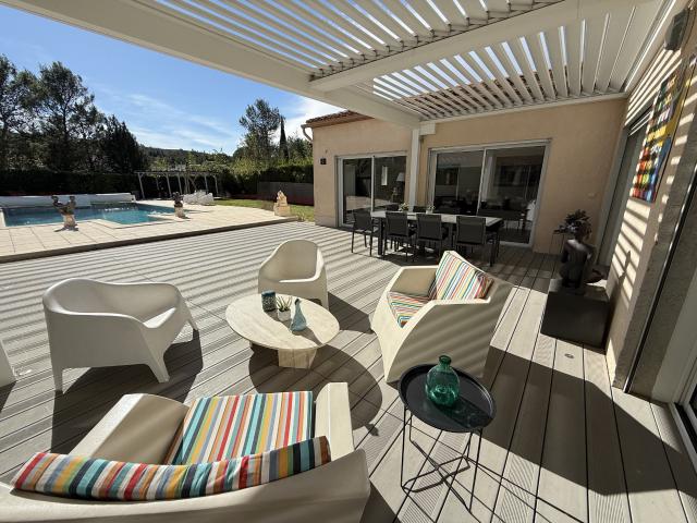 Maison 6 pièces 226 m²