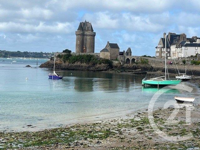 Maison 6 pièces 226 m²