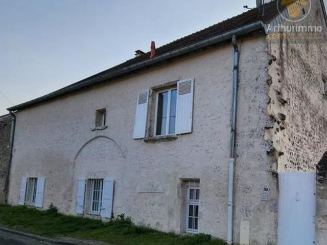 Maison 6 pièces 226 m²
