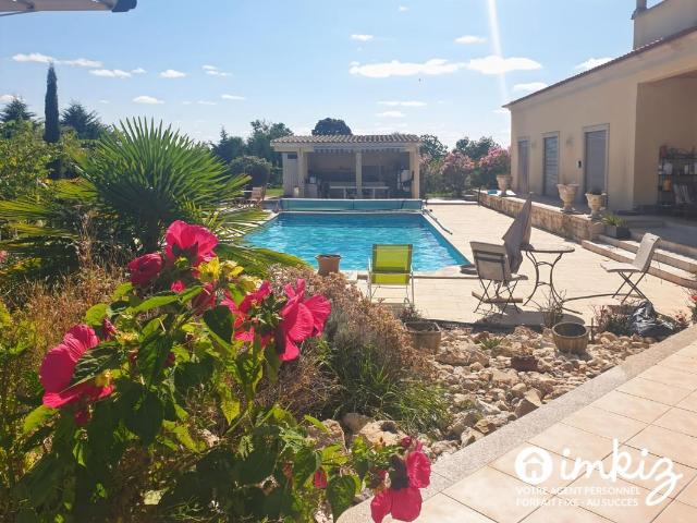 Maison 6 pièces 226 m²