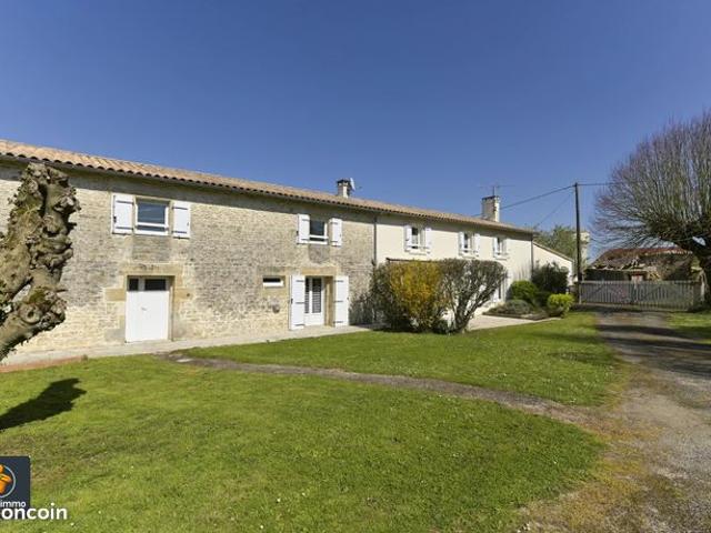 Maison 6 pièces 226 m²