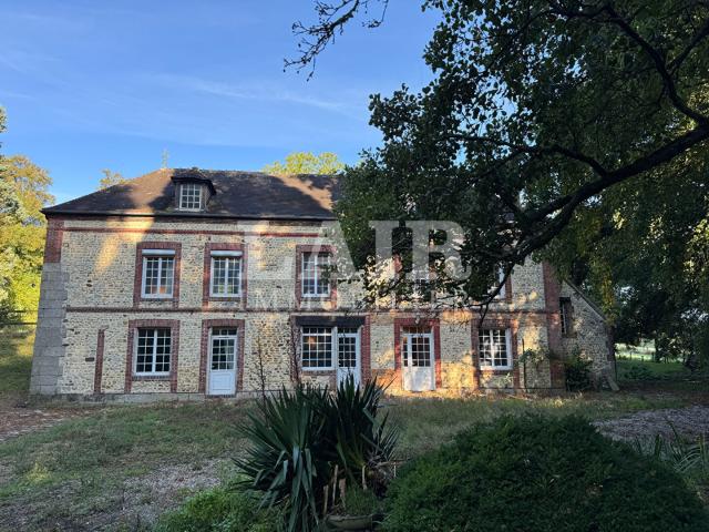 Maison 6 pièces 226 m²