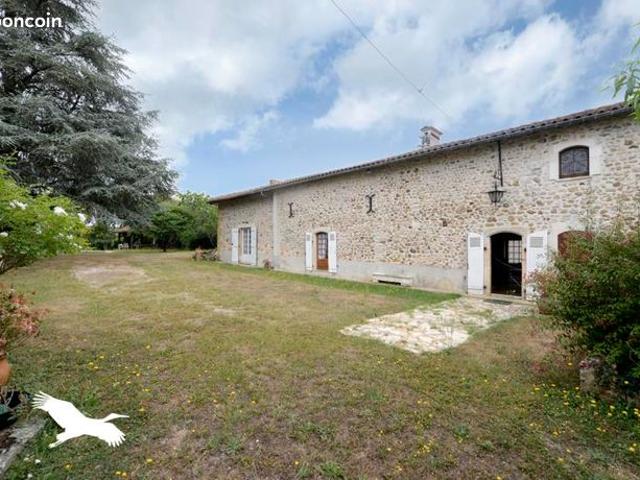Maison 6 pièces 227 m²