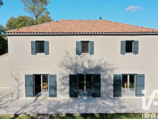 Maison 6 pièces 227 m²