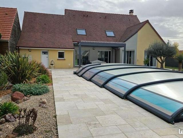 Maison 6 pièces 227 m²