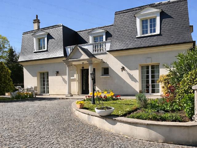 Maison 6 pièces 227 m²