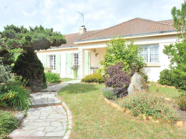 Maison 6 pièces 227 m²
