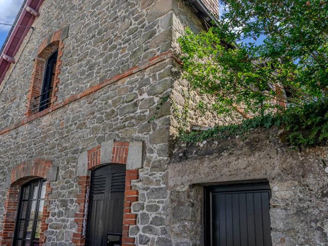 Maison 6 pièces 227 m²