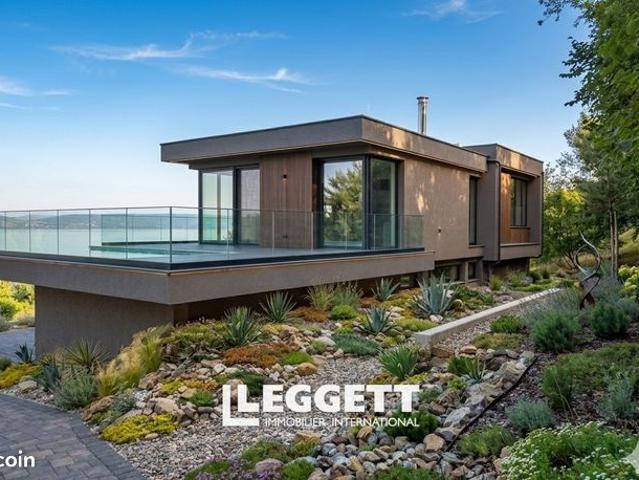 Maison 6 pièces 227 m²