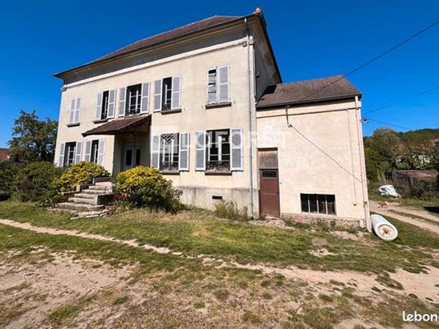 Maison 6 pièces 227 m²