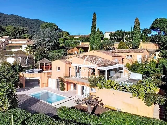 Maison 6 pièces 227 m²