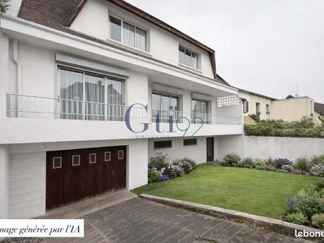 Maison 6 pièces 227 m²
