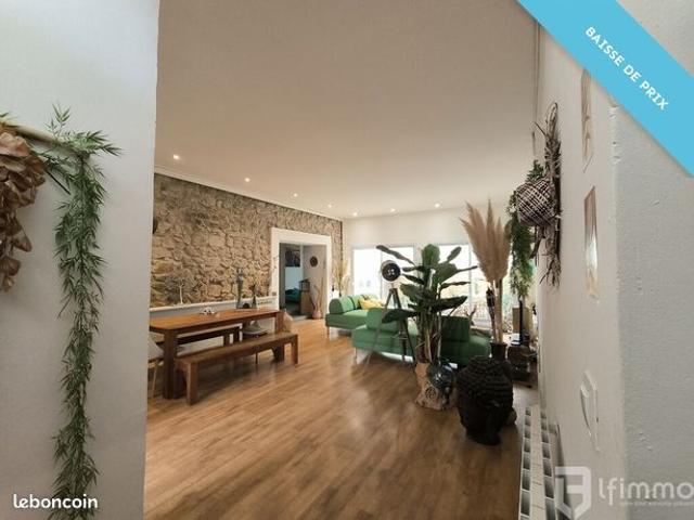 Maison 6 pièces 227 m²