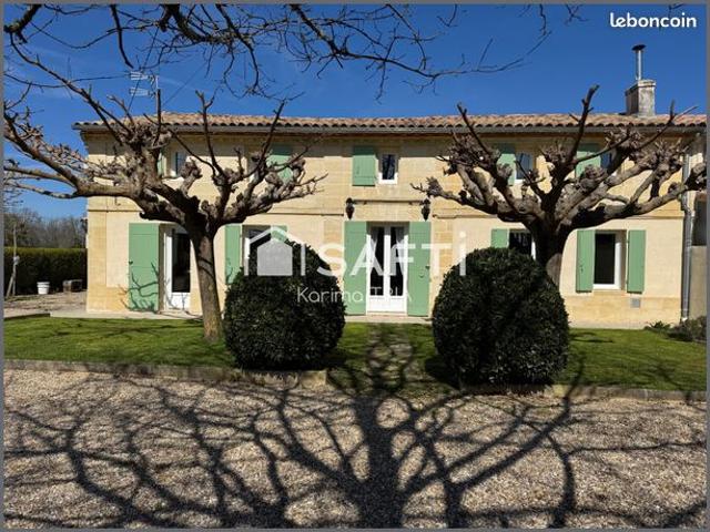 Maison 6 pièces 227 m²