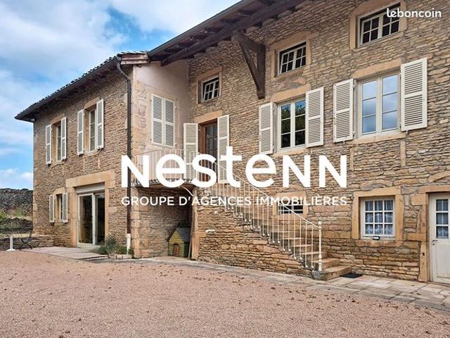 Maison 6 pièces 227 m²